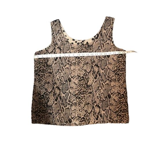 Multiple animal print reversible tank top - Picture 10 of 11